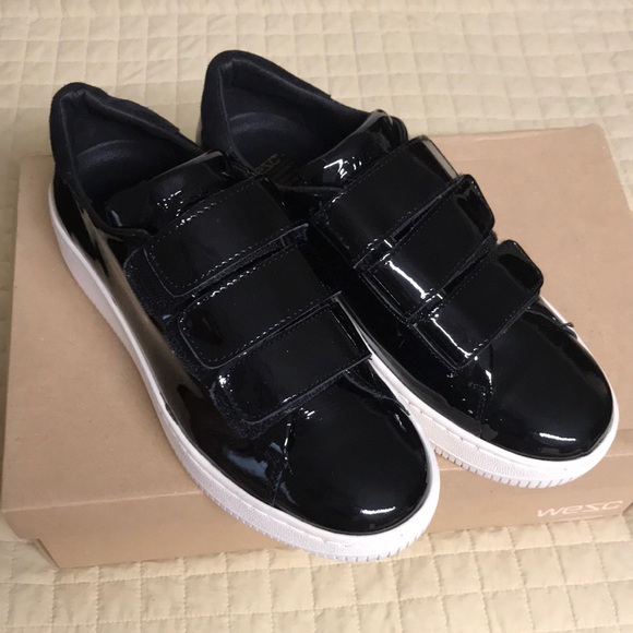 NWT WESC Women Sneakers size 5 - Picture 2 of 6